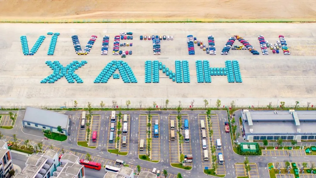 vinhxd comvi vietnamxanh vindat VinFast phát động chiến dịch “Mãnh liệt tinh thần Việt Nam - Vì tương lai xanh” lần 3